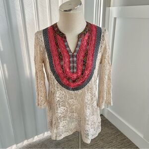 Gimmicks by BKE Women’s Tunic Size Small